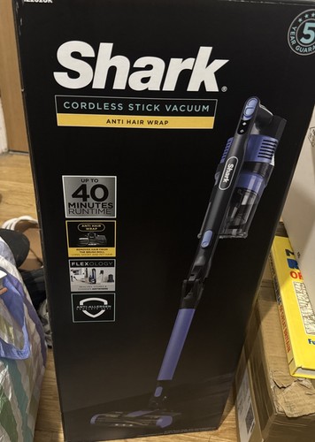 Shark cordless bagless stick - shark,